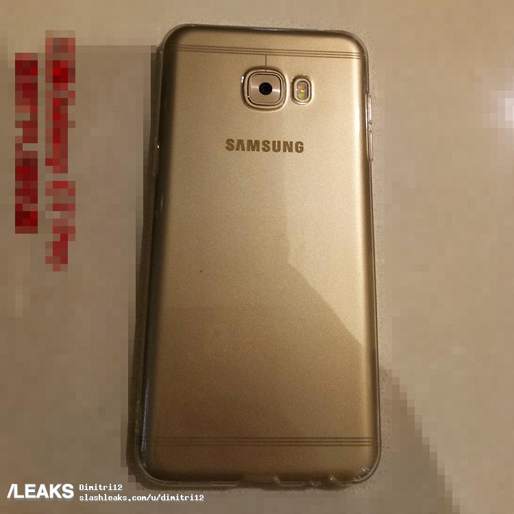 Смартфон Самсунг Galaxy C7 Pro показался на живых фото