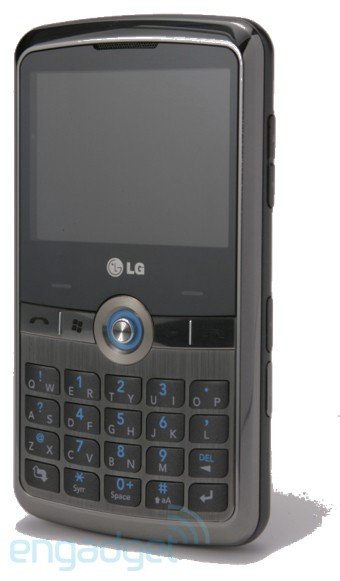 Телефон нова 19. Телефоны с SURETYPE клавиатурой. Телефон LG тапик с кнопками. LG at&t. Новый телефон с62.