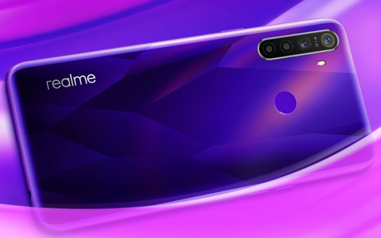 Rmv2004 realme tv. Oppo Realme 5. Realme XT 4 камеры. Realme 2020. Realme с21.