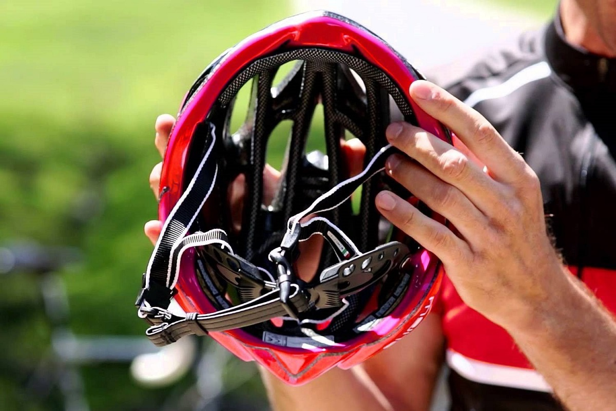 Как выбрать шлем для активного отдыха?